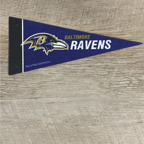 💟 5 for $25 💟 NFL Baltimore Ravens Mini Pennant Flag - Picture 2 of 4